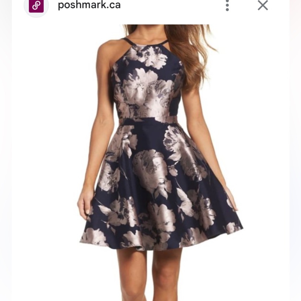 ❤️Xscape size 0 navy brocade dress fitted through waist w/full skirt & open back
